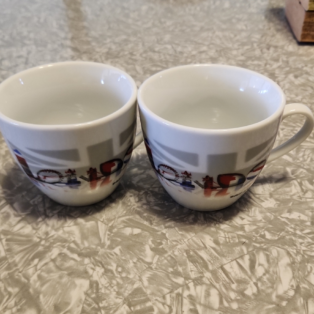 Elegant White and Red Patterned Mugs